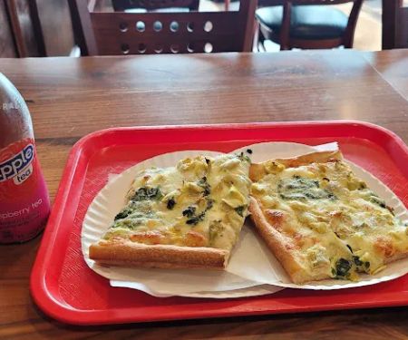Previti Pizza & Papazzio Dining