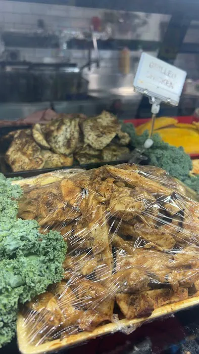 BEACH BREEZE DELI Picture 3