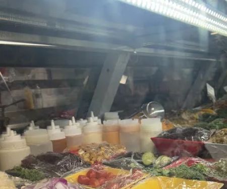 BEACH BREEZE DELI