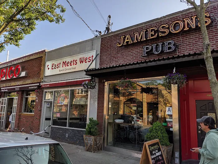 Jamesons Pub Picture 9