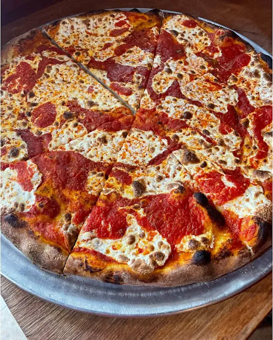 Frankies Pizza Shack Picture 1