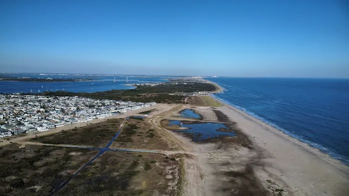 Silver Gull Beach Club Picture 2