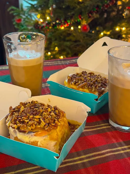 Cinnabon Picture 3