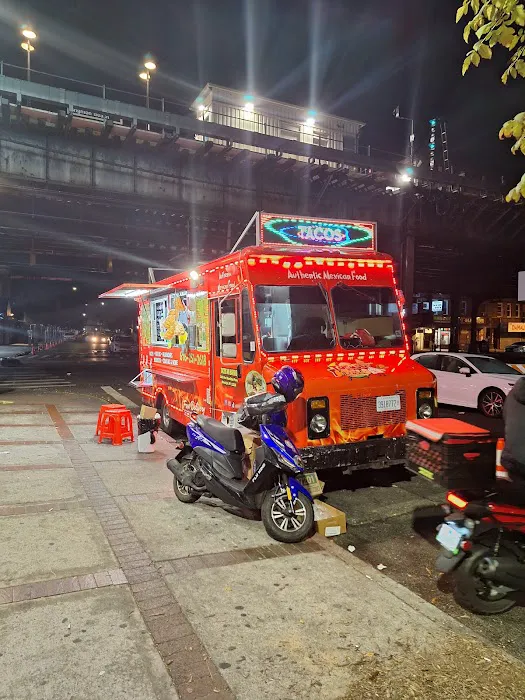 Tacos Mi Barrios Picture 7