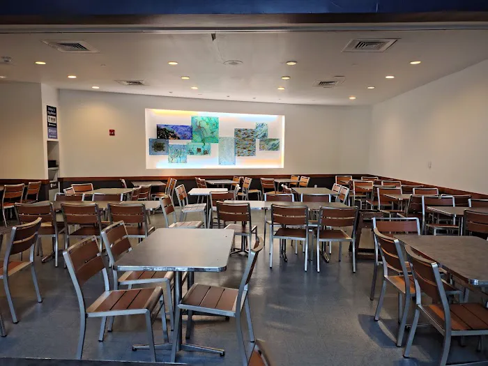 Seaside Cafe Picture 3