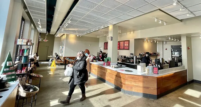 Starbucks Picture 7