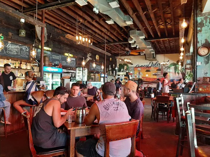 Surf City Pizzeria Picture 6