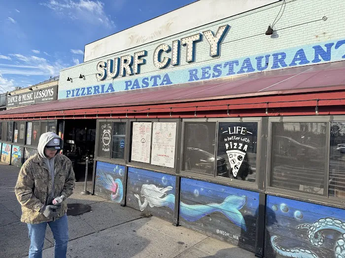 Surf City Pizzeria Picture 2