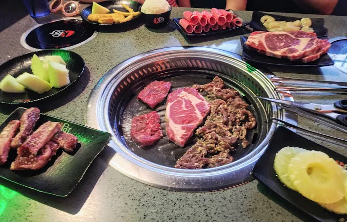 KPOT Korean BBQ & Hot Pot Picture 2