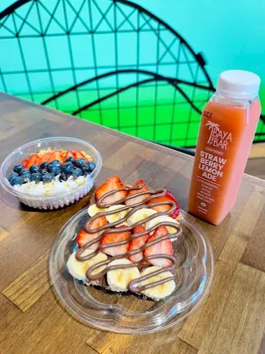 Baya Bar Coney Island - Acai & Smoothie Shop Picture 2