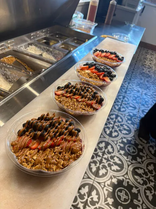 Baya Bar Coney Island - Acai & Smoothie Shop Picture 10