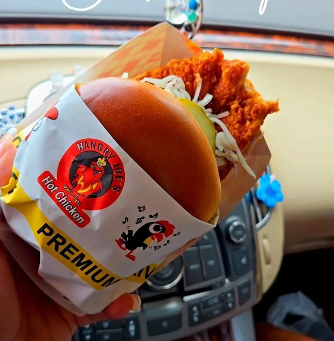 Hangry Joe’s Hot Chicken Picture 9