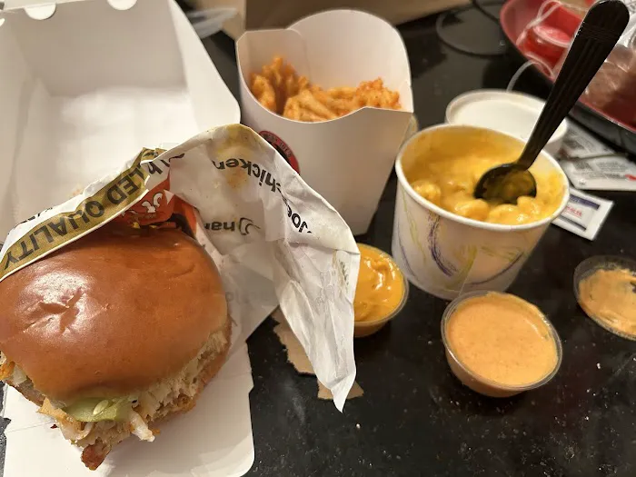 Hangry Joe’s Hot Chicken Picture 1