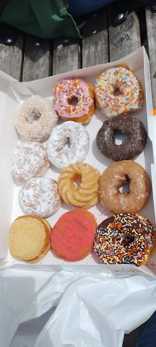 Dunkin' Donuts Picture 3