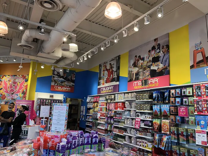 IT'SUGAR Coney Island Picture 9
