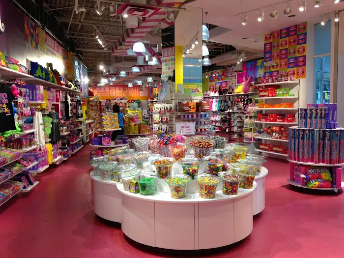 IT'SUGAR Coney Island Picture 5