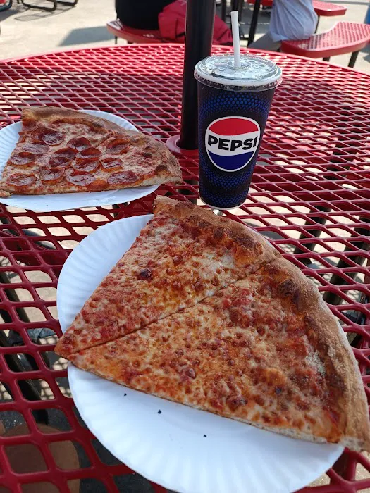 Famiglia Pizzeria at Deno's Wonder Wheel Amusement Park Picture 8