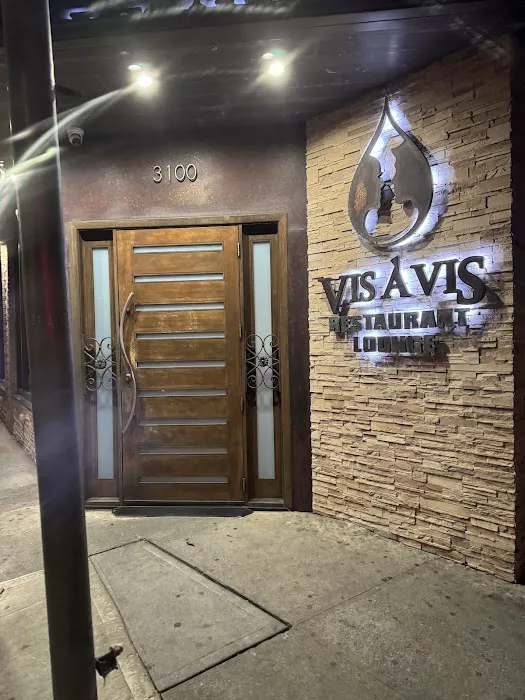 Vis-a-Vis Restaurant Picture 7