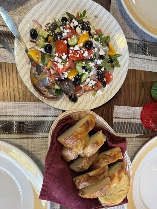 Mr. Week Armenian Restaurant Picture 3