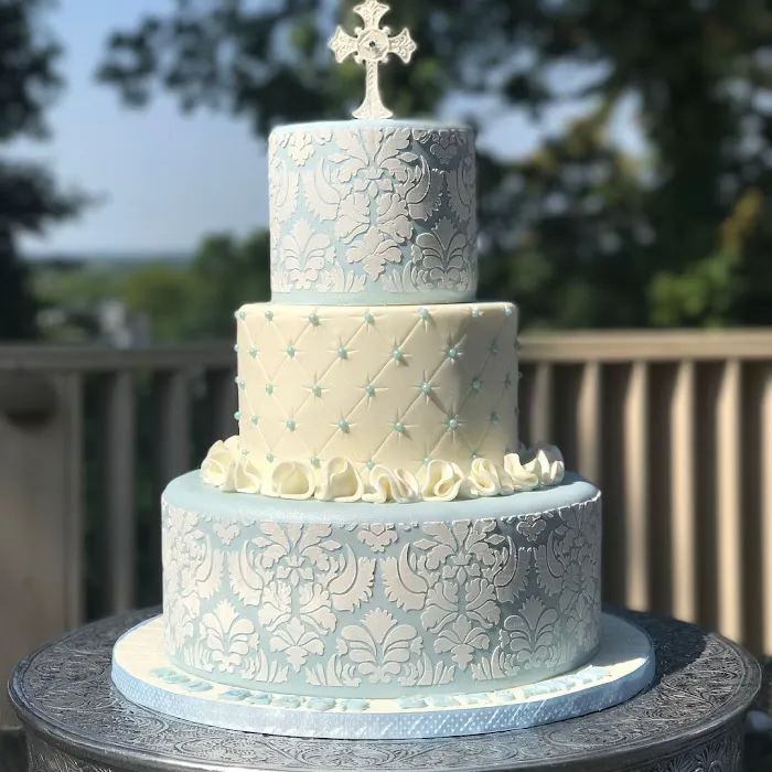 Sweet Tiers Cakery Picture 5