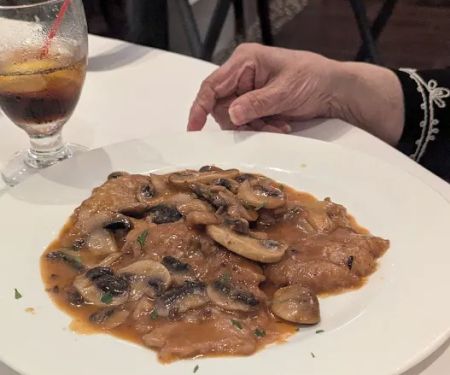 Nino's Restaurant