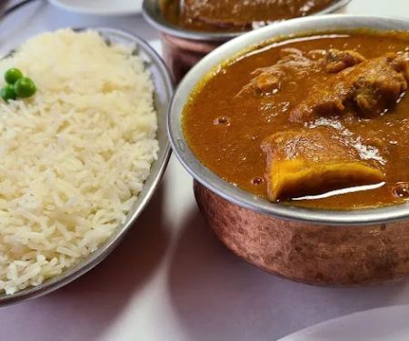 Hylan Curry & Grill