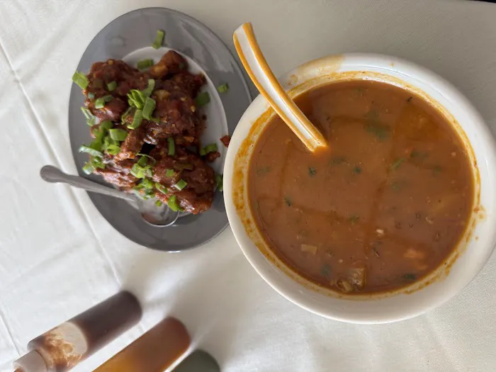 Hylan Curry & Grill Picture 2