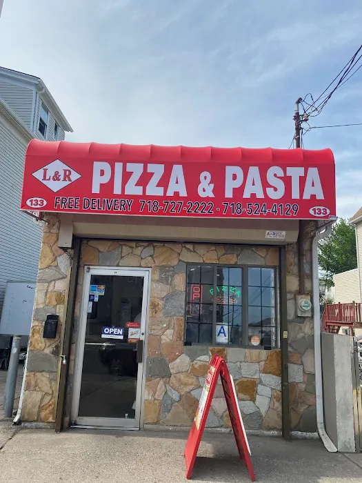 L & R Pizza & Pasta Picture 3
