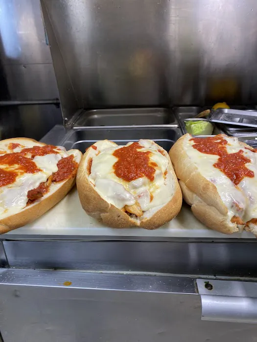 L & R Pizza & Pasta Picture 7