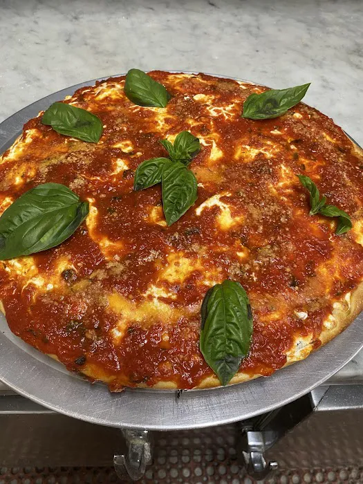 L & R Pizza & Pasta Picture 9