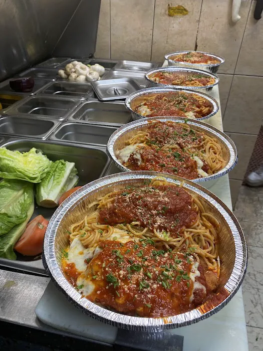 L & R Pizza & Pasta Picture 6