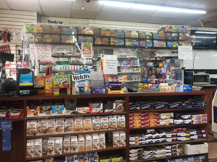 Your Choice Deli Picture 3