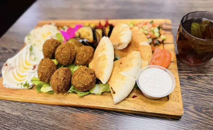 Al Aqsa Restaurant Falafel House Picture 7