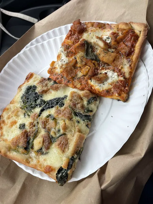 Prime Pizza Kitchen Picture 9