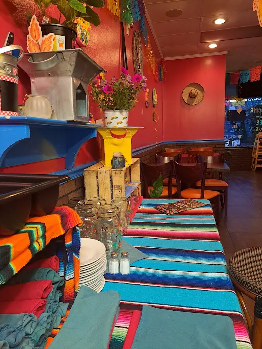 Cinco de Mayo Restaurant & Bar Picture 10