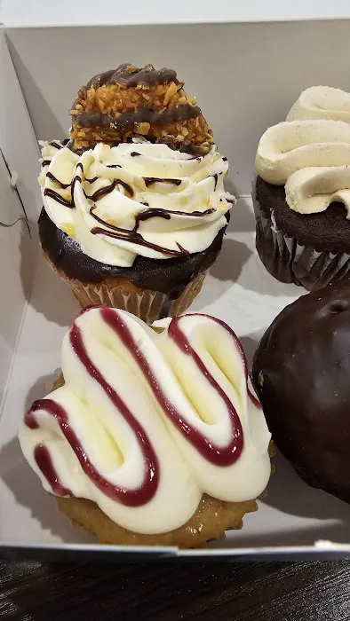Mr. Cupcakes Picture 8