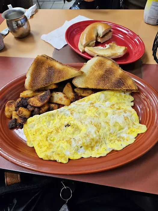 Abbie's Diner Picture 6