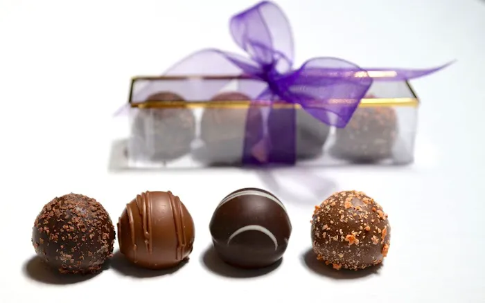 Chocolates With Love Picture 8