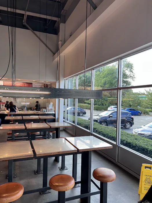 Chipotle Mexican Grill Picture 3