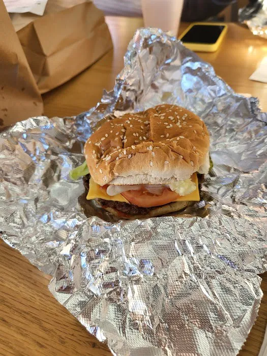 Five Guys Picture 3