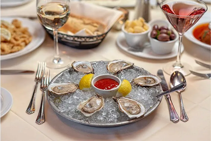 Savini Restaurant Picture 9
