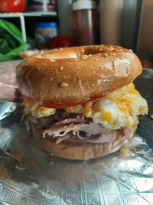 Fuel Up Breakfast and Lunch Picture 1