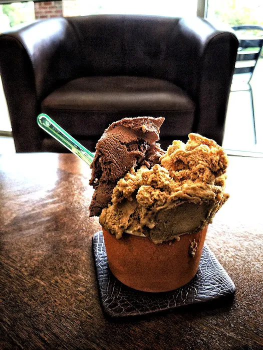 Gio’s Gelato & Espresso Bar Picture 1