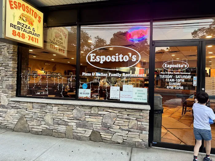 Esposito's Pizza and Italian Restaurant Picture 3