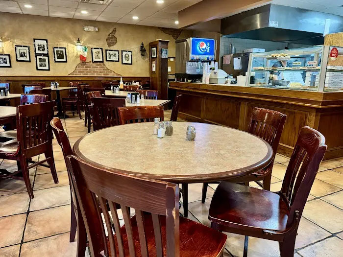 Esposito's Pizza and Italian Restaurant Picture 10