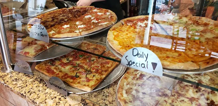 Franklin Lakes Pizza & Restaurant Picture 1