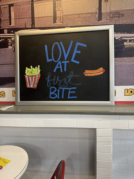 Lover Dogs Riverside Eats and Grill Picture 3