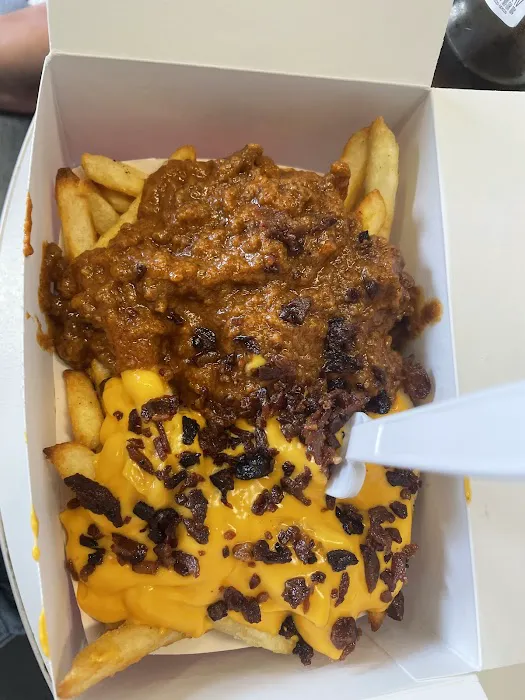 Lover Dogs Riverside Eats and Grill Picture 6