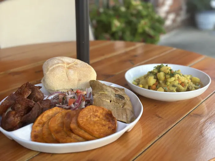 Joey's Peruvian Cuisine and Grill Picture 1