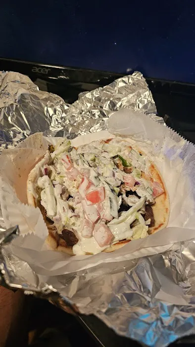 Totowa Gyro King & Tandoori Picture 1